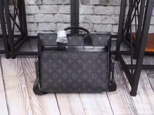 ルイヴィトン ショルダーバッグ スーパーコピー M40510 モノグラム エクリプス メッセンジャーヴォワヤージュMM コレクションモデル